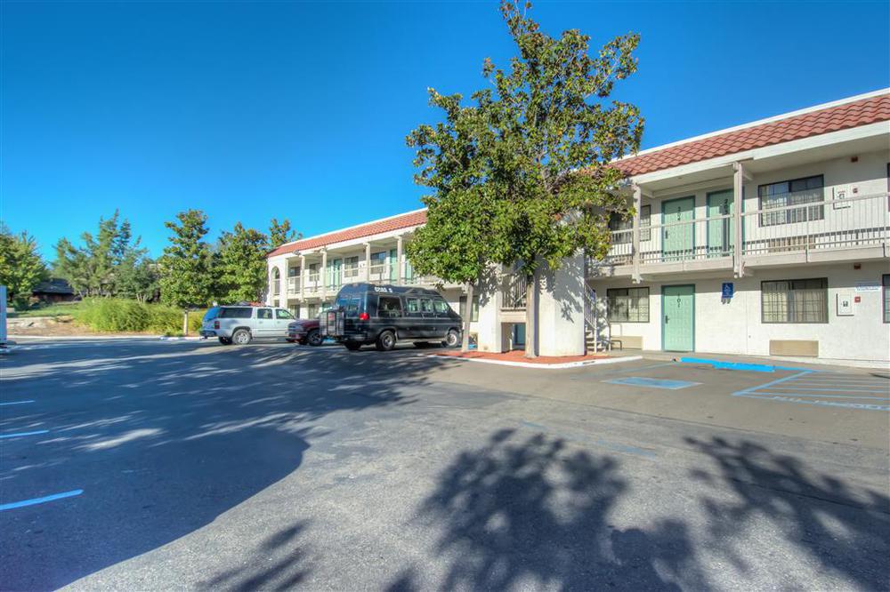 Motel 6-Redding, Ca - South Exterior foto