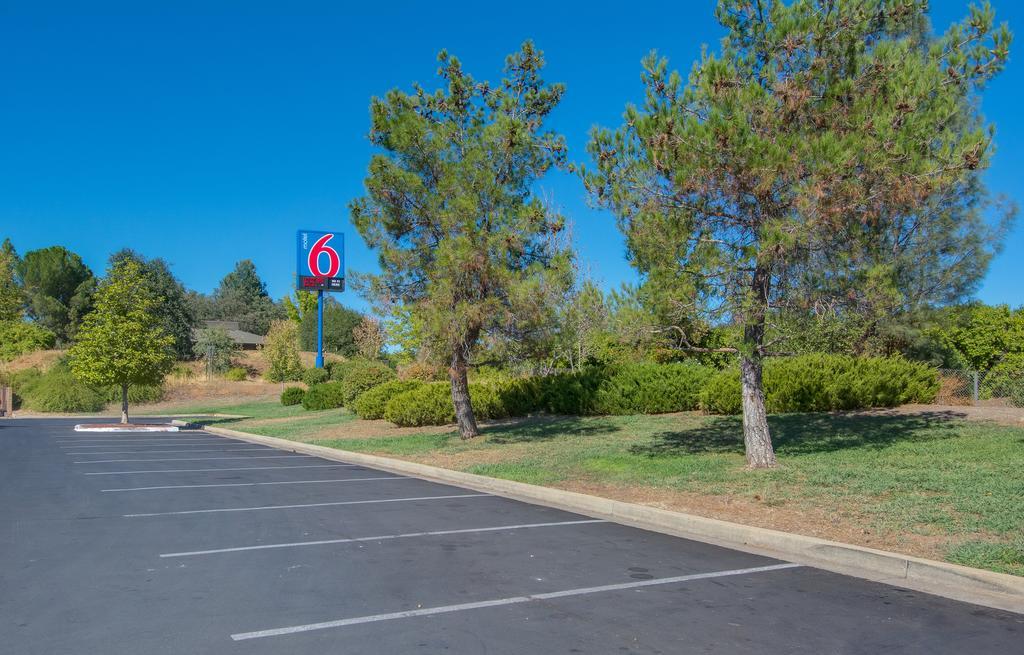 Motel 6-Redding, Ca - South Exterior foto