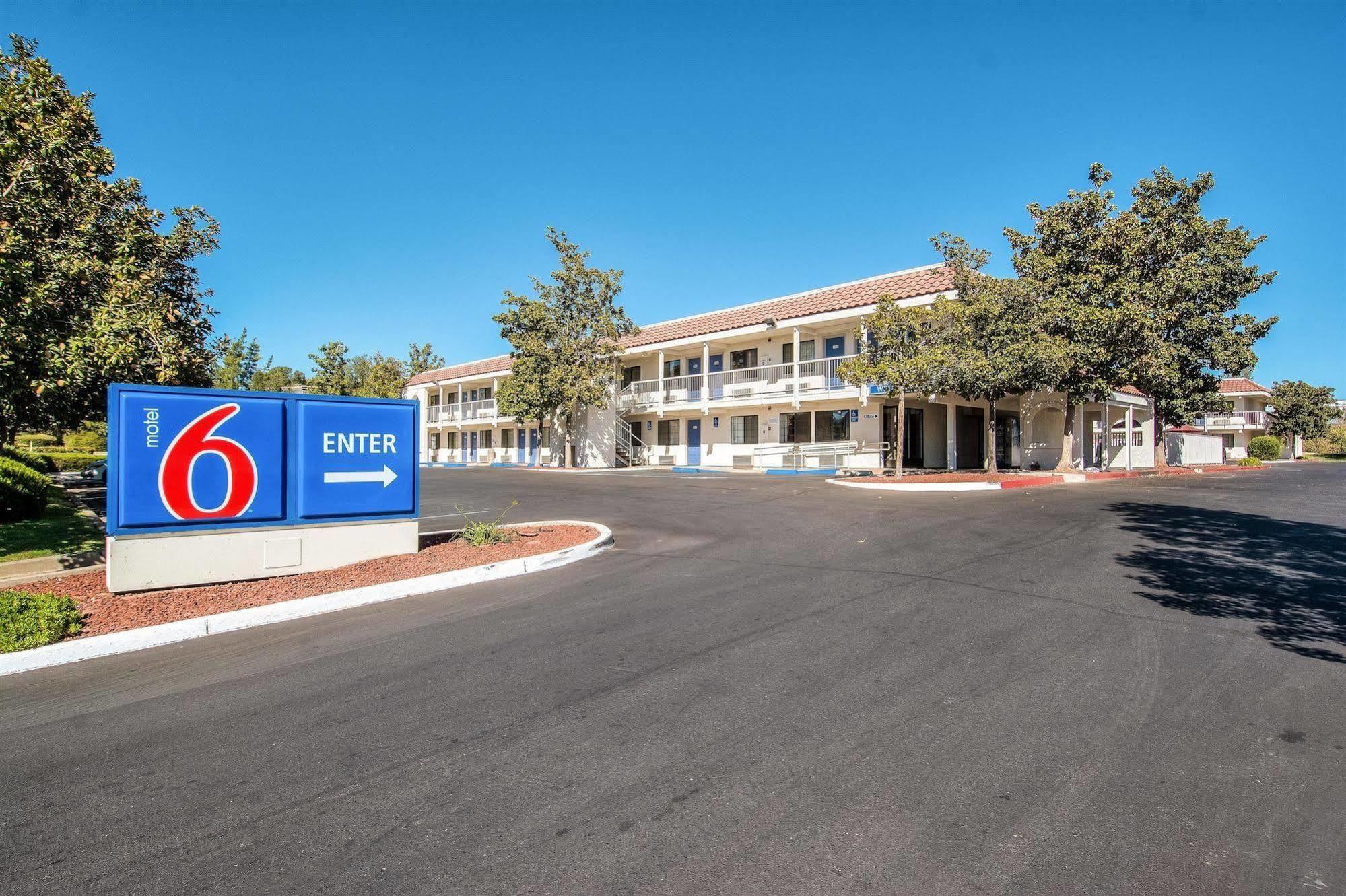 Motel 6-Redding, Ca - South Exterior foto